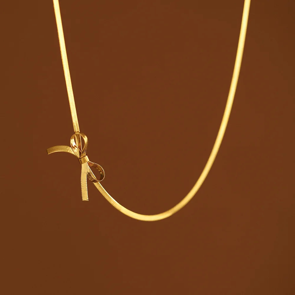 Bow Pendant Necklace